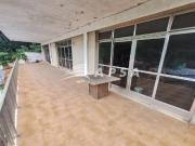 Na charmosa taquara, esta casa impressiona logo na...