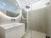 NÄHE AUGARTEN: wunderschön sanierte Altbauwohnung mit...