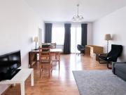 Nahe Schloss Charlottenburg: 3/4 Zi Wohnung mit Balkon