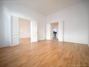nahe Schubertpark: 4 Zimmer Altbauwohnung unbefristet