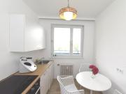 Nähe Tivoli Schwimmbad sonnig Wohnen über den Dächern...