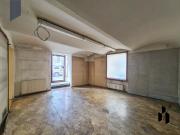 Nähe zum Arbeitsplatz gesucht? Geschäftslokal + Wohnung...