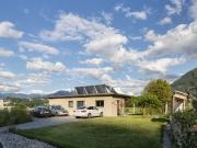 Nahezu energieautarkes Einfamilienhaus mit großem Grundstück