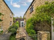 Nailsworth, Northfields Road, Stroud, 3 Bedroom End