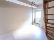 Nantes Saint Jacques. Petite maison avec cave en...