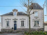 Nantes Toutes Aides: Maison de maître