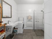 Natur trifft Stadt: Moderne Traumwohnung mit Balkon und...