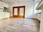 Naturally Light fluted centrally located apartment,...