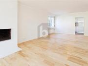 NATURNAH, MODERN UND LICHTDURCHFLUTET