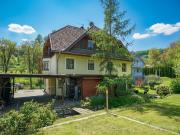 Naturverbunden wohnen: Familienfreundliches Anwesen im...