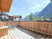 Naturverbundene aufgepasst! Neuwertiges Wohnhaus