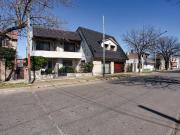 Navarro 6647 – Propiedad Ideal para Familias Grandes o...