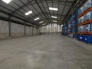 Naves Bodegas industriales de alquiler arriendo en pleno...