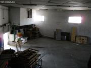 Nave en ciudad del transporte