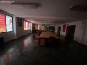 NAVE EN EL POLÍGONO ARGALES