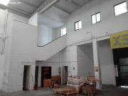 Nave en NovoMilladoiro de 628m en total