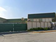 Nave en renta en parque de 13,637 m2 con oficinas en San...