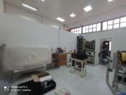 NAVE EN ZONA PELIRÓN