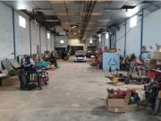 Nave industrial con buena visibilidad y buena ubicación...