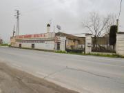 NAVE INDUSTRIAL CON CASA PARA REFORMAR