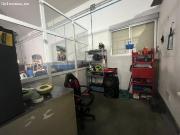 NAVE INDUSTRIAL CON DOS NEGOCIOS