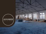 Nave industrial con 1200 m2 en el centro de Petrer