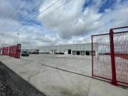 nave indutrial con oficinas