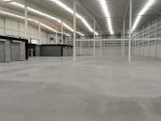 NAVE LOGÍSTICA 10,000 m2 ANDENES RAMPAS EN PARQUE...
