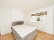 Neale Close, London N2 2 bed flat to rent £2,145 pcm £495 pw