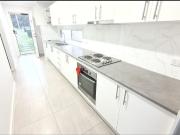 Near new 2 bedroom granny flat