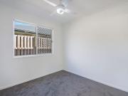 Near new 2 Bedroom Home Ready to Move In!