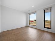 NEAR NEW FOUR BEDROOM HOME IN WINTER VALLEY