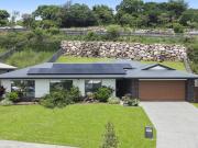 Near New Living in Tulipwood Estate