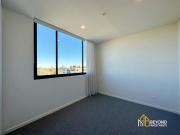 Near New Modern 2 Bedroom Apartment Walking Distance to...