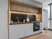 Near New Modern Apartment in Melbourne's Premier CBD...