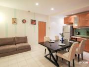 [NEAR PAVILLION] Fully Furnished Premium Middle Room...