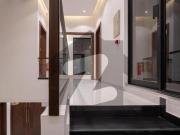 Near raya 1 kanal modern design bungalow for rent in dha... Near raya 1 kanal modern design bungalow for rent in dha...