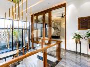 Near to Commercial Hub 10 Marla Ultra Modern Design...