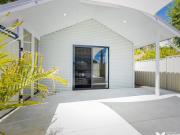 Nearly New 1 Bedroom Granny Flat – Private Entrance –...