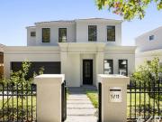 nearly new 4 bedroom townhouse in box hill north