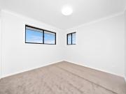 Nearly new 4 bedrooms in great location