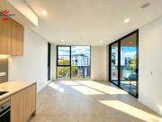 Nearly new one bedroom apartment