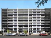 Nearly New Oversized One Bedroom Apartment + Parking in...