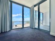 NEARLY NEW & WATER VIEW & NORTH WEST ASPECT & PREMIUM...