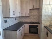 NEAT 1.5 BEDROOM APARTMENT FOR SALE IN PRETORIA GARDENS!