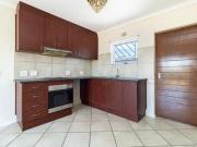 neat 2 bedroom apartment in popular.