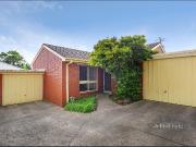 Neat 2 Bedroom Unit in Convenient Location