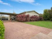 NEAT 3 BEDROOM IN FAMILY FRIENDLY LOCATION