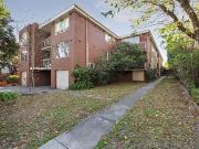 Neat and tidy, 2 bedroom apartment