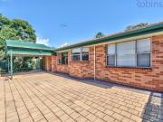 Neat and tidy low maintenance 3 bedroom home